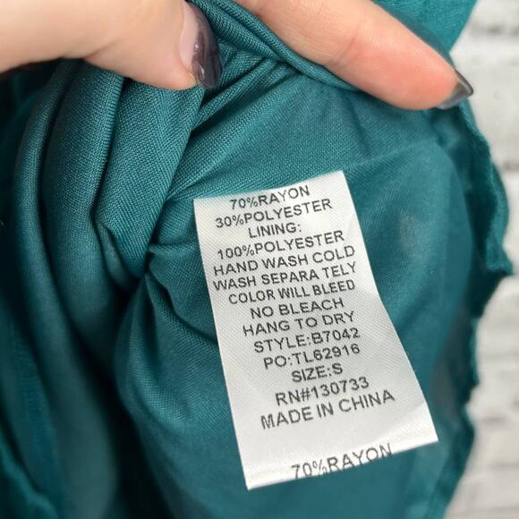 Umgee Gauzey V Neck Flutter Sleeve Mini Dress Teal Sz S NEW - Picture 7 of 8